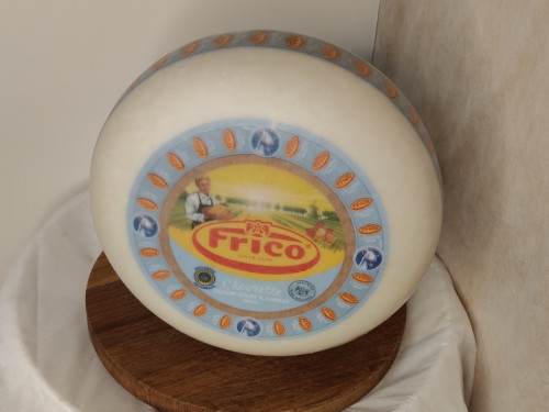 Сыр Козий Frico / 2кг.